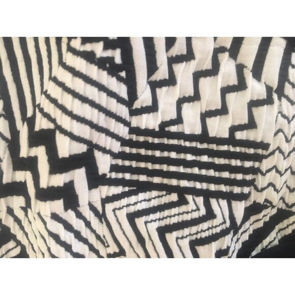 Red Carter String Bikini Bottom Black White Geometric Print Size M NWT - Picture 4 of 9